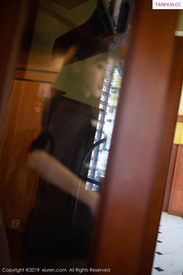 陆萱萱  [XIUREN]高清写真图 2019.11.26 陆萱萱第15张图片